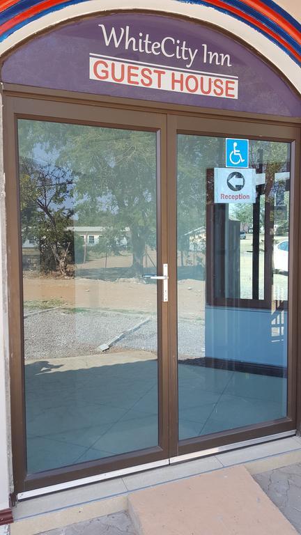 White City Inn Gaborone Buitenkant foto
